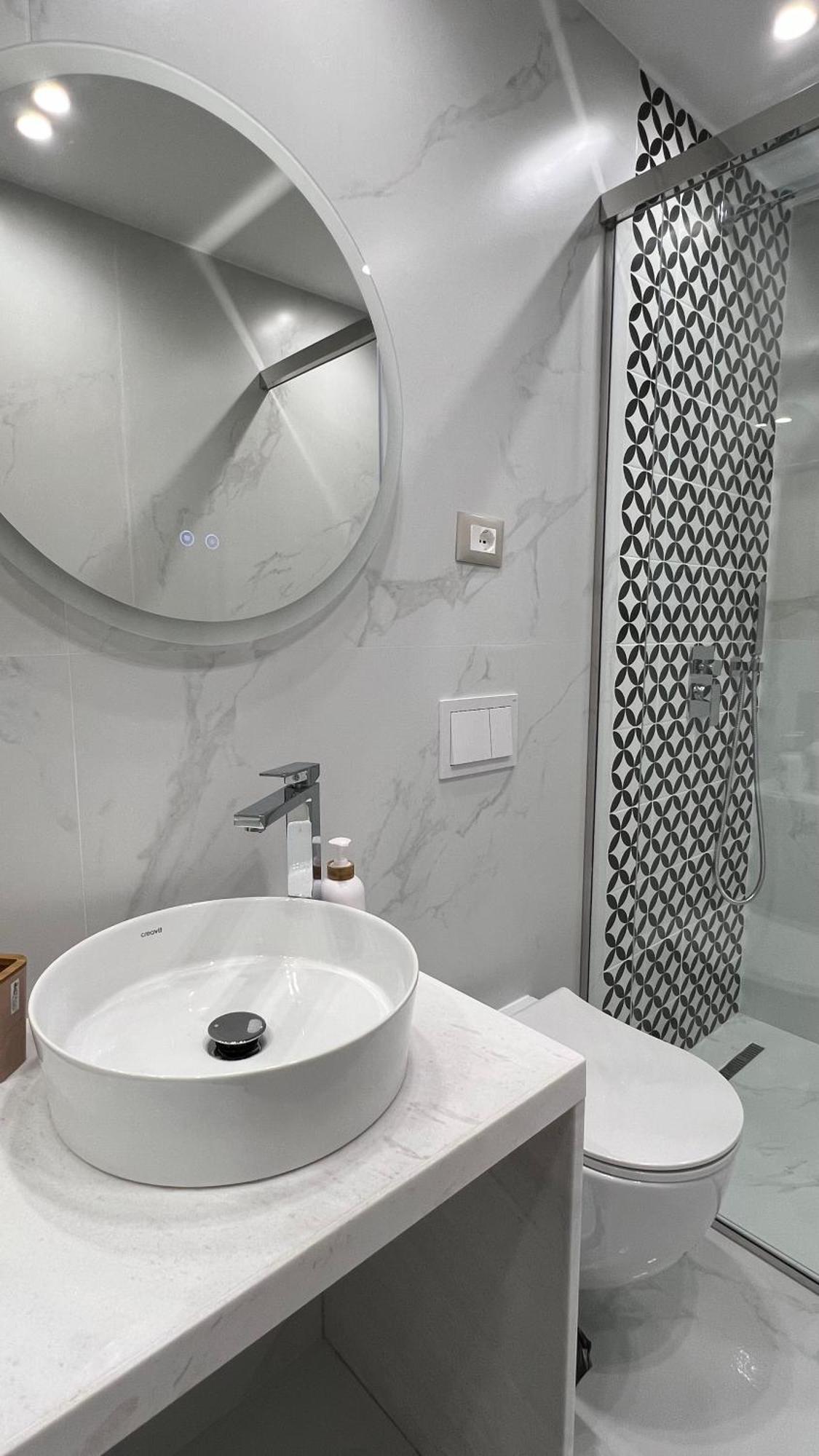 Tirana Central Apartments Leilighet *